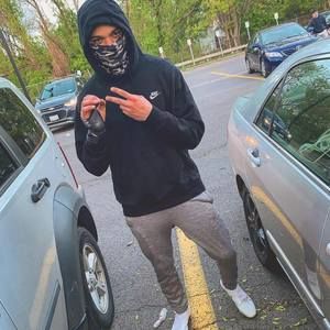 Meet your Posher, Chuck